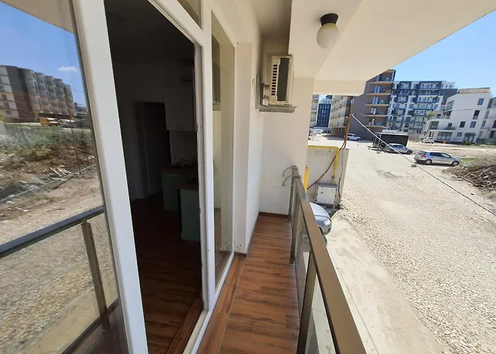 Mamaia - Nord Uk アパート ナボダリ