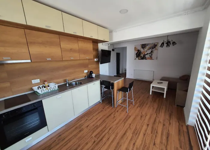 Mamaia - Nord Uk * ナボダリ